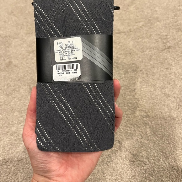 Women’s detailed Charcoal Tights - Picture 2 of 2